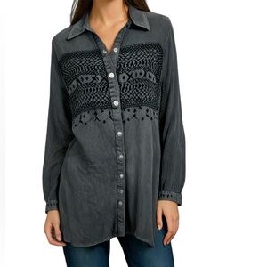 Parsley & Sage Anthropologie Button Up Shirt Blouse Top Embroidery Western Small